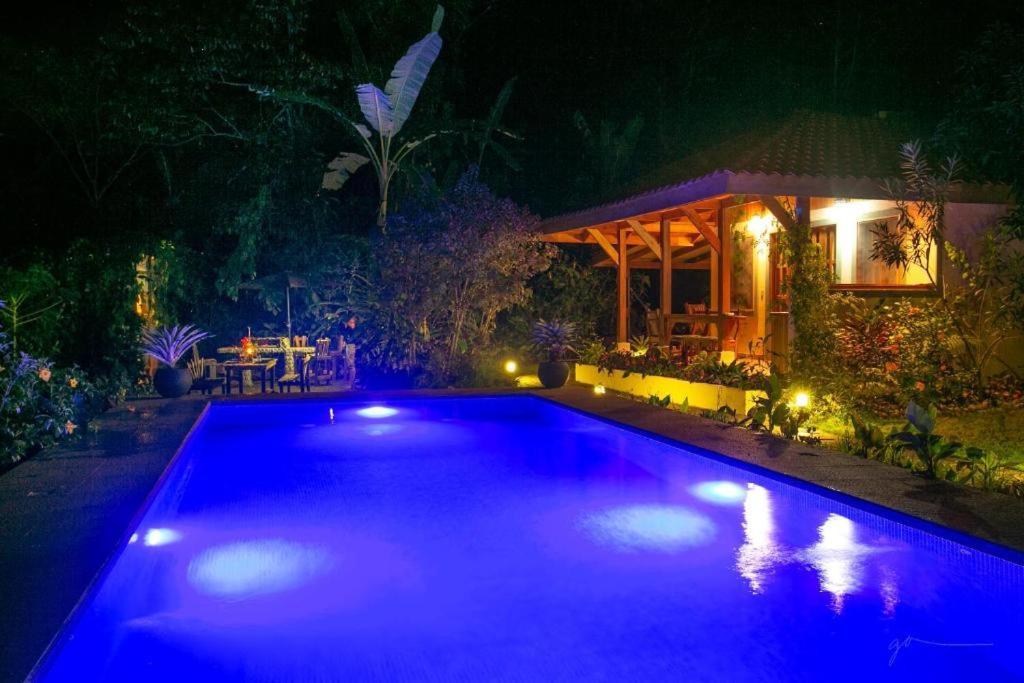 Villa Pina Dorada Dependencia Del Hotel Casa Merlin Puerto Viejo de Talamanca Exterior photo